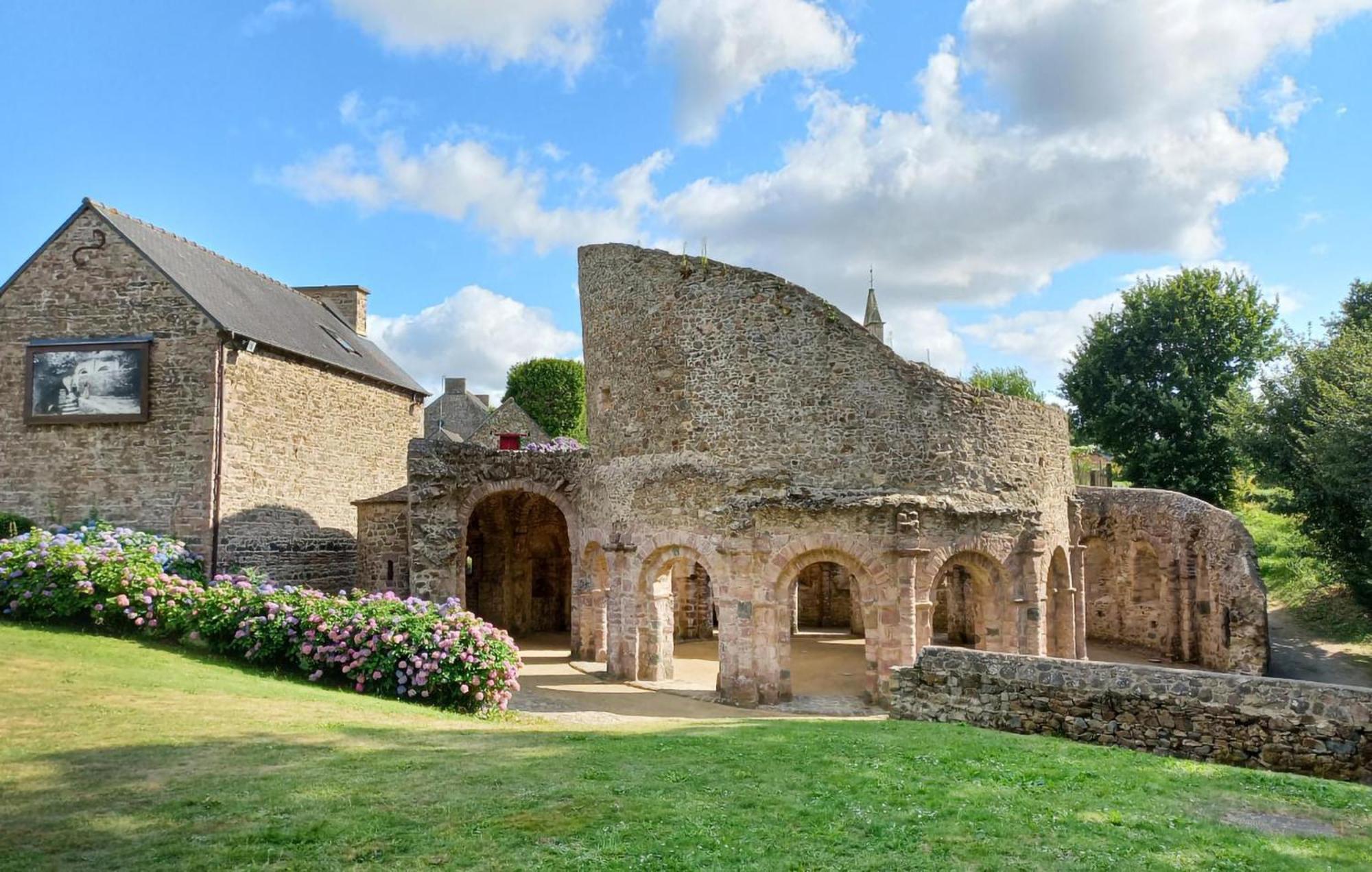 Lovely Home In Le Faouet With Kitchen Le Faouet (Cotes-d'Armor) Exterior foto